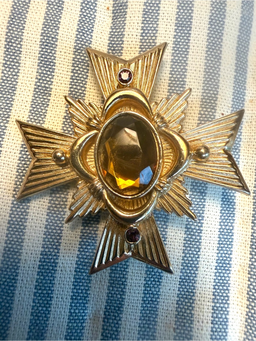 Vintage Avon Maltese Cross Gold-Tone Amber Stone Brooch